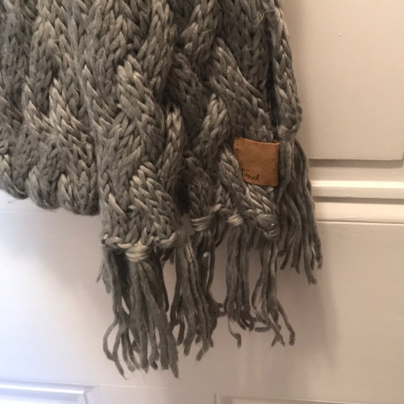 Fossil long Braided Scarf - Picture 4 of 6